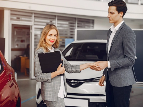 Konforlu ve Sorunsuz Sürüş İçin Güvenilir Araç Filomuzu Keşfedin